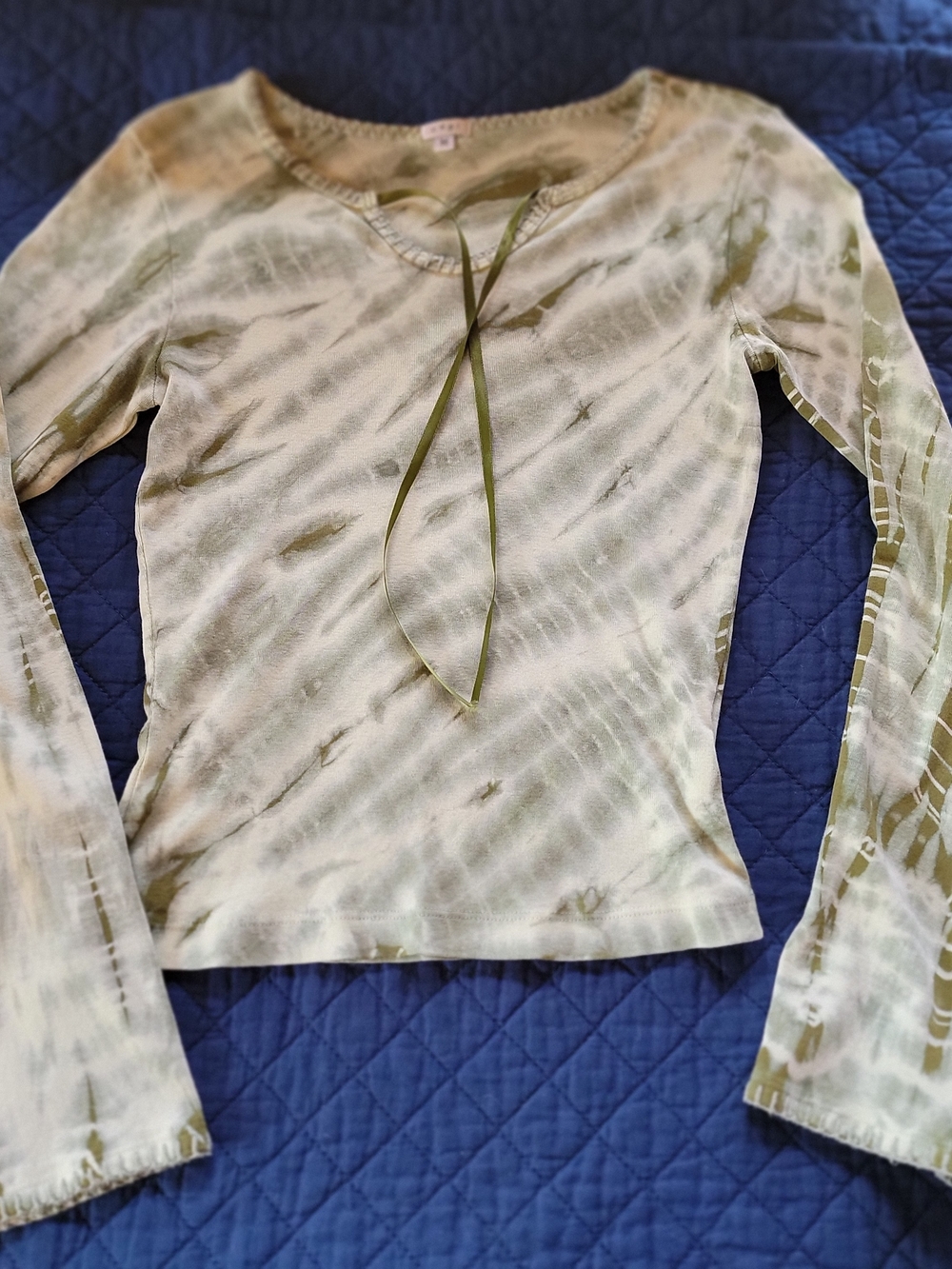 Yogi Women's Olive Tie-Dye Long Sleeve Top